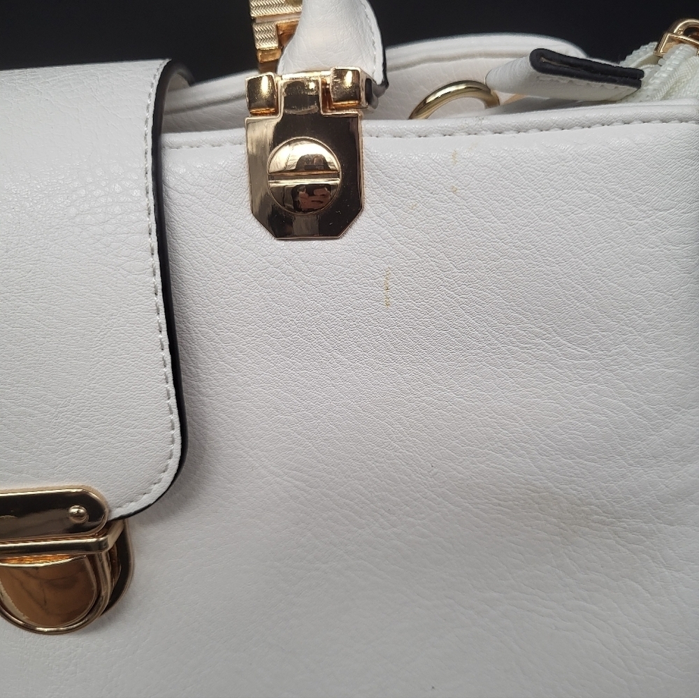 Dasein White Handbag with Adjustable, Detachable Strap & Gold Accents, Like New - Picture 13 of 13